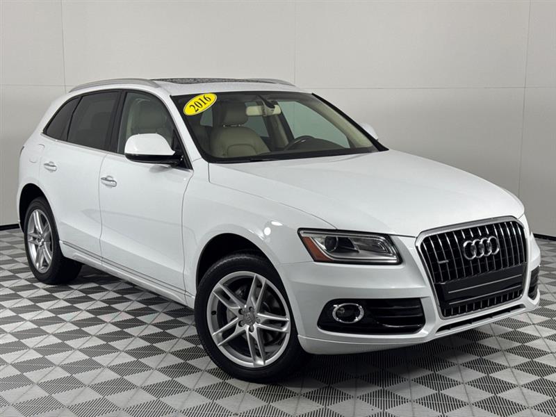 Audi Q5 2.0T Premium quattro 2016