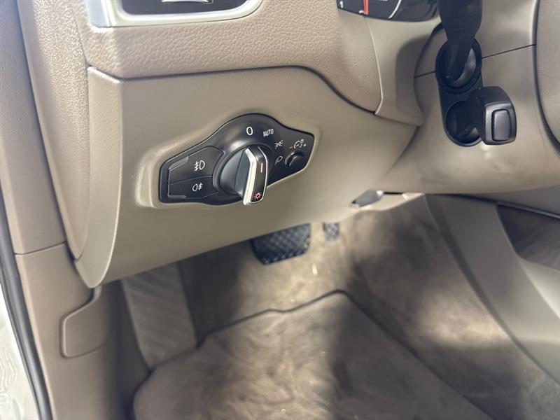 Audi Q5 2.0T Premium quattro 2016