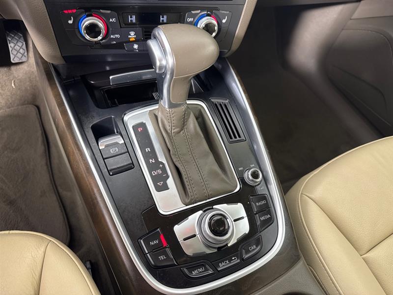 Audi Q5 2.0T Premium quattro 2016