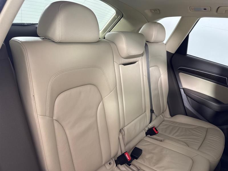 Audi Q5 2.0T Premium quattro 2016