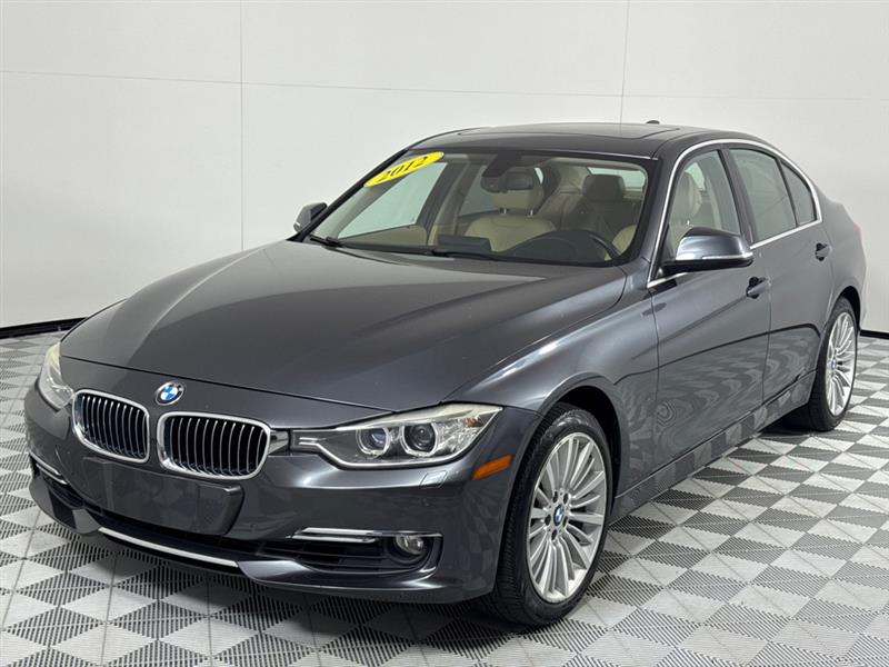 BMW 3-Series 328i Sedan 2012