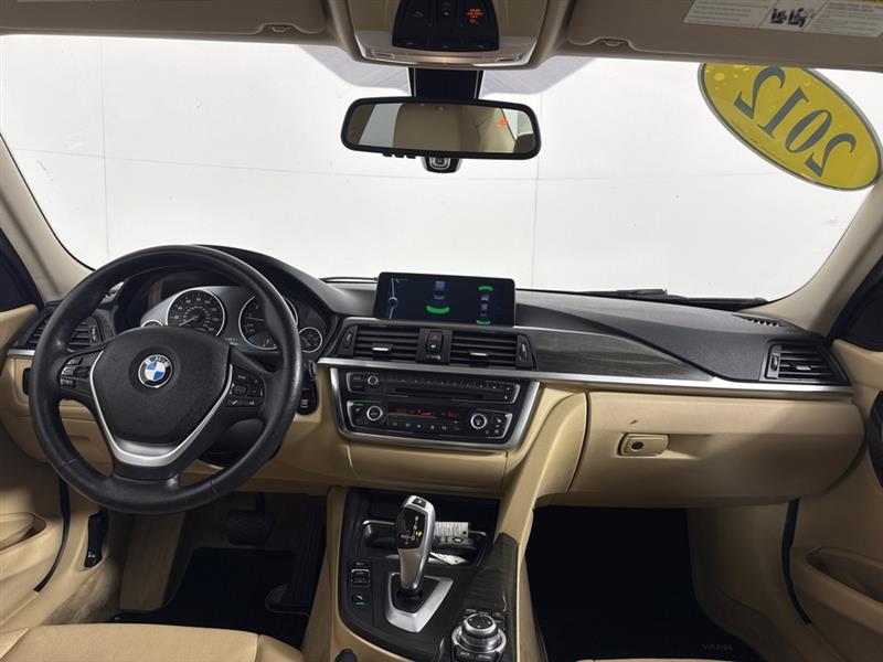 BMW 3-Series 328i Sedan 2012