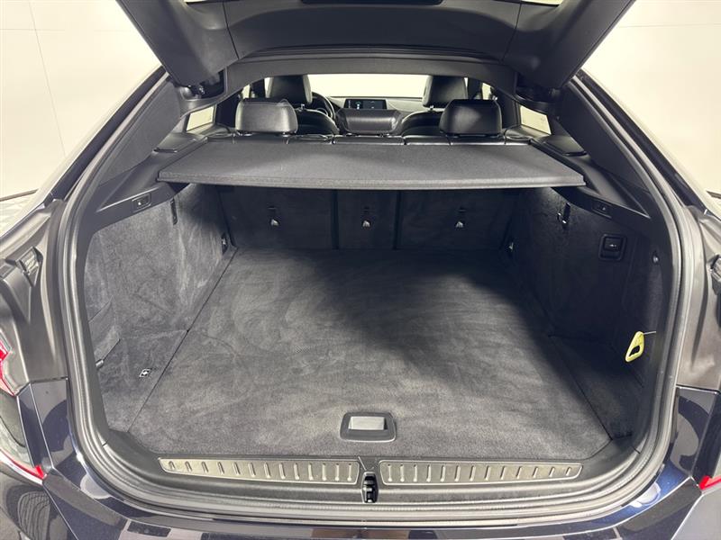 BMW 6-Series Gran Turismo 640i xDrive 2018