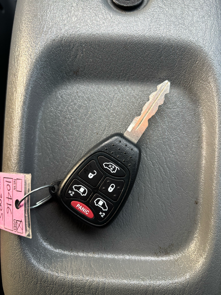 Chrysler Town & Country  2005