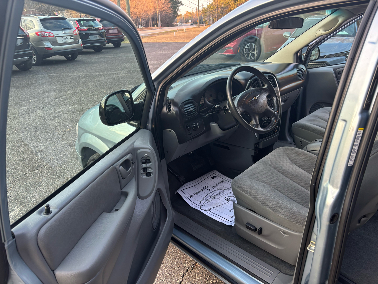 Chrysler Town & Country  2005