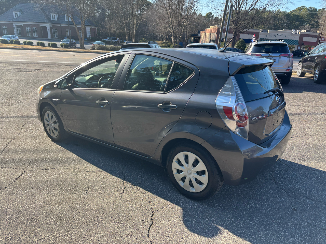 Toyota Prius c  2014