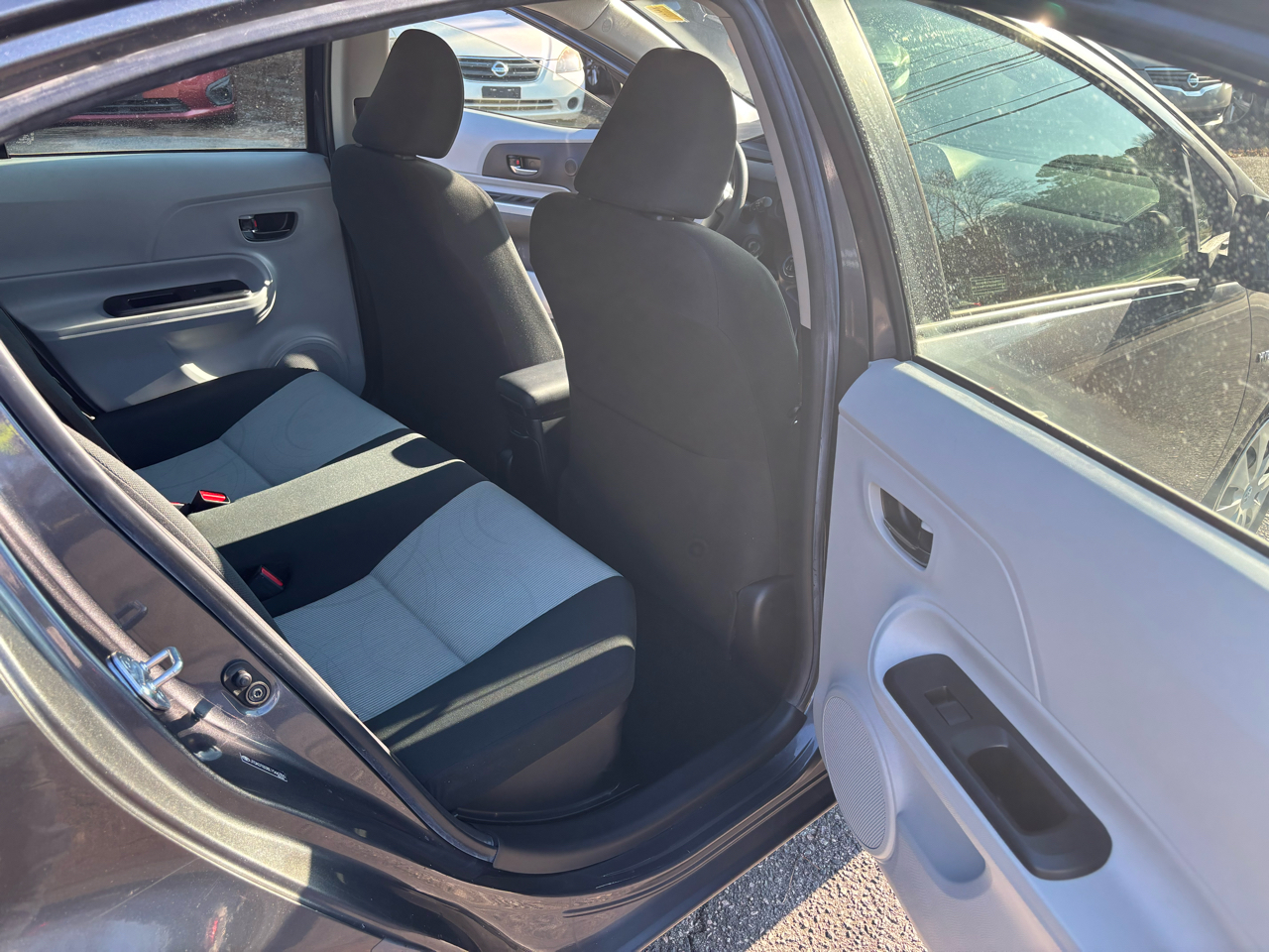 Toyota Prius c  2014