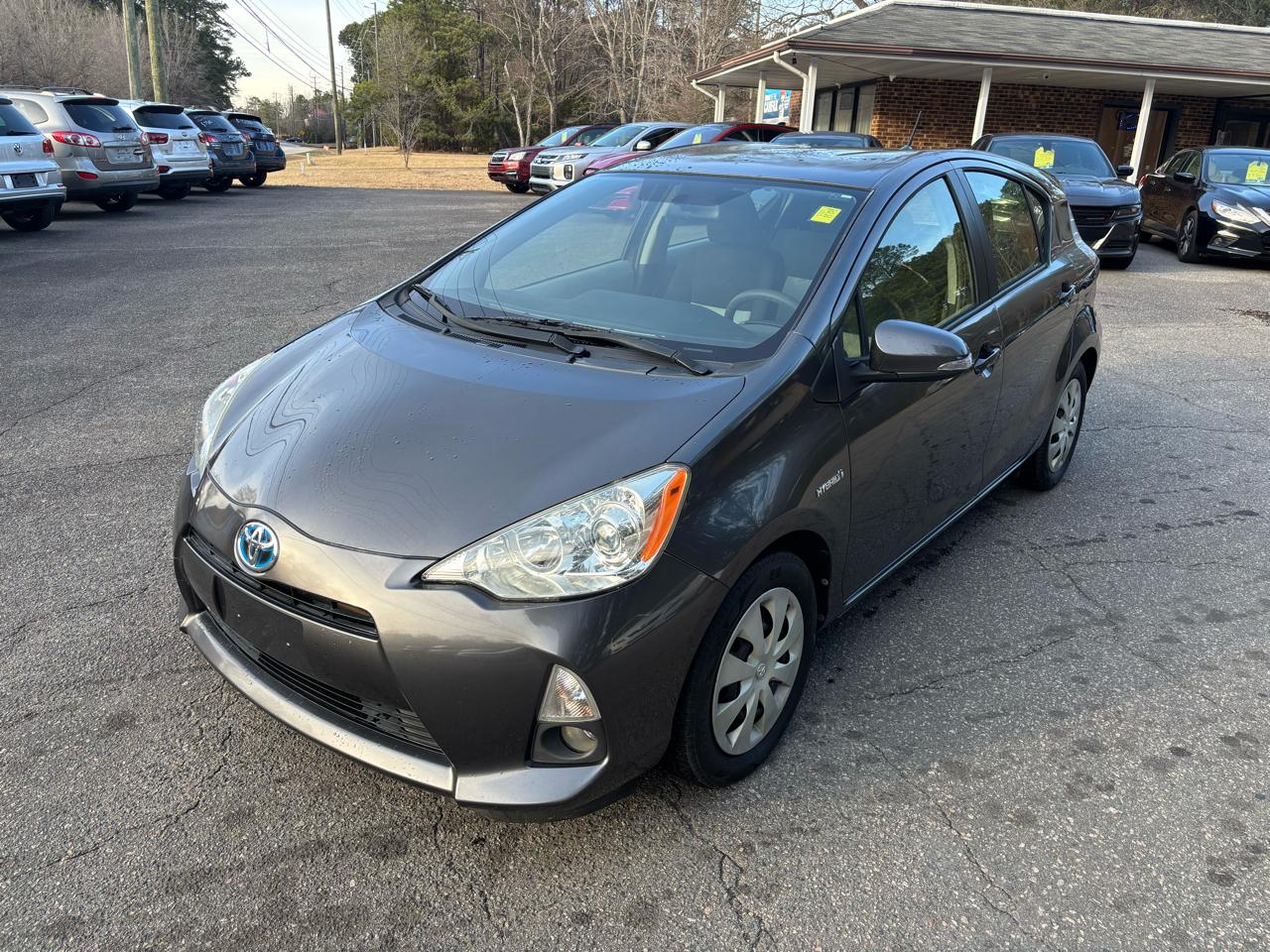 2014 Toyota Prius c 