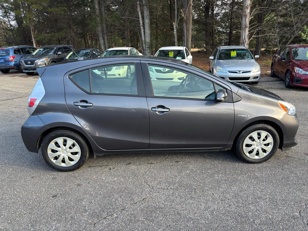 Toyota Prius c  2014