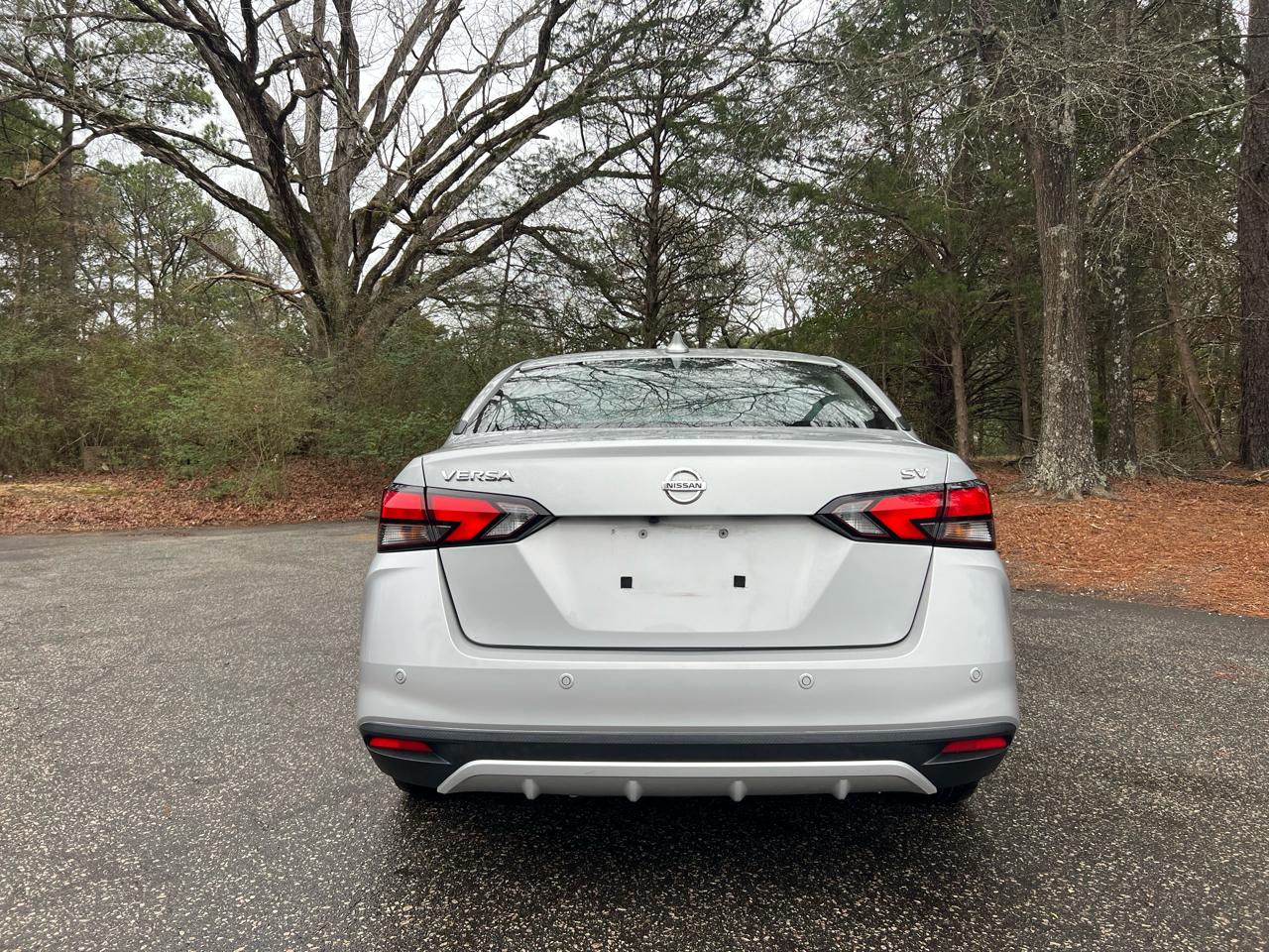 Nissan Versa SV 2021