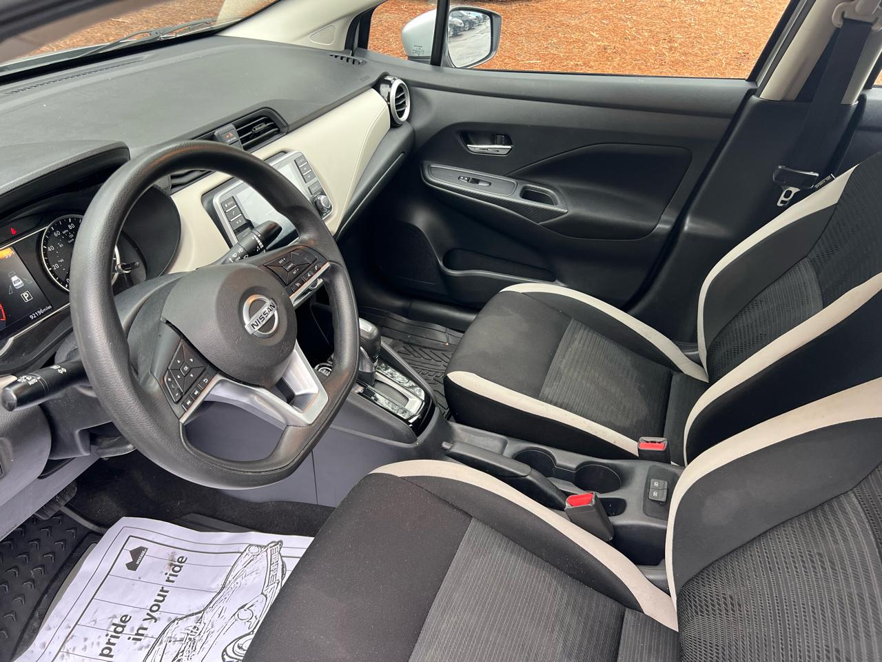 Nissan Versa SV 2021