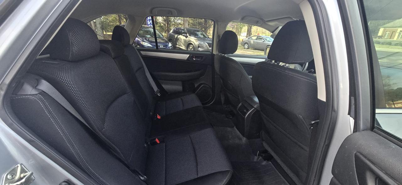 Subaru Outback 4dr Wgn 2.5i Premium 2015