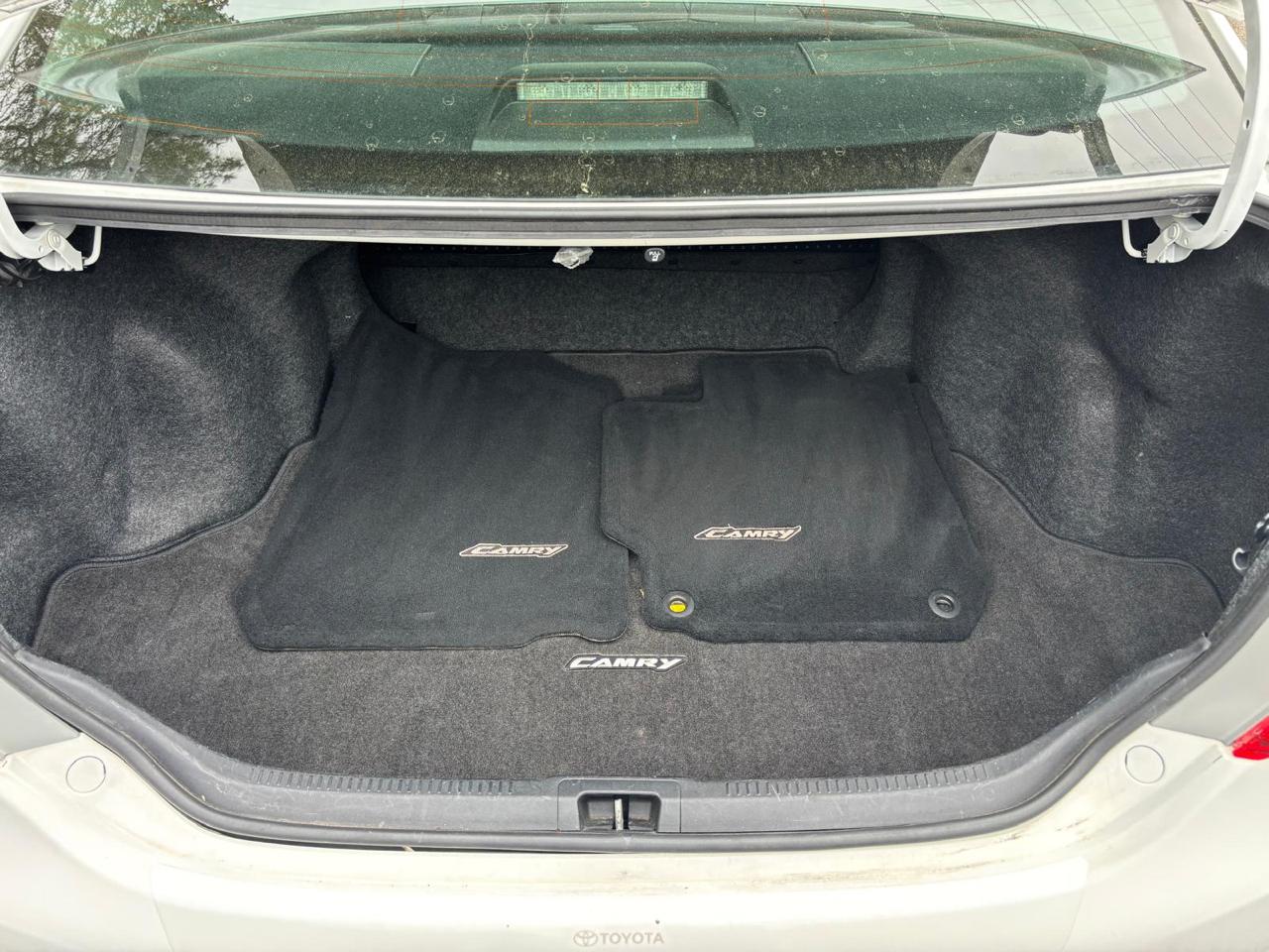 Toyota Camry 4dr Sdn I4 Auto L (Natl) 2012