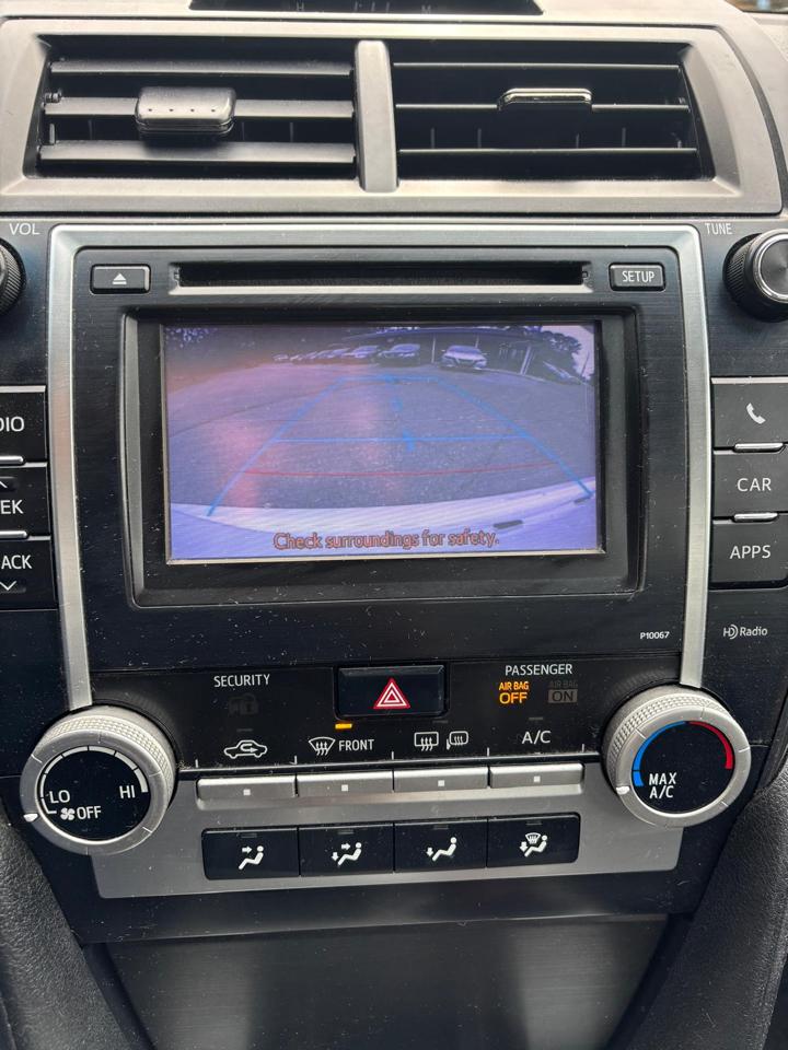 Toyota Camry 4dr Sdn I4 Auto L (Natl) 2012