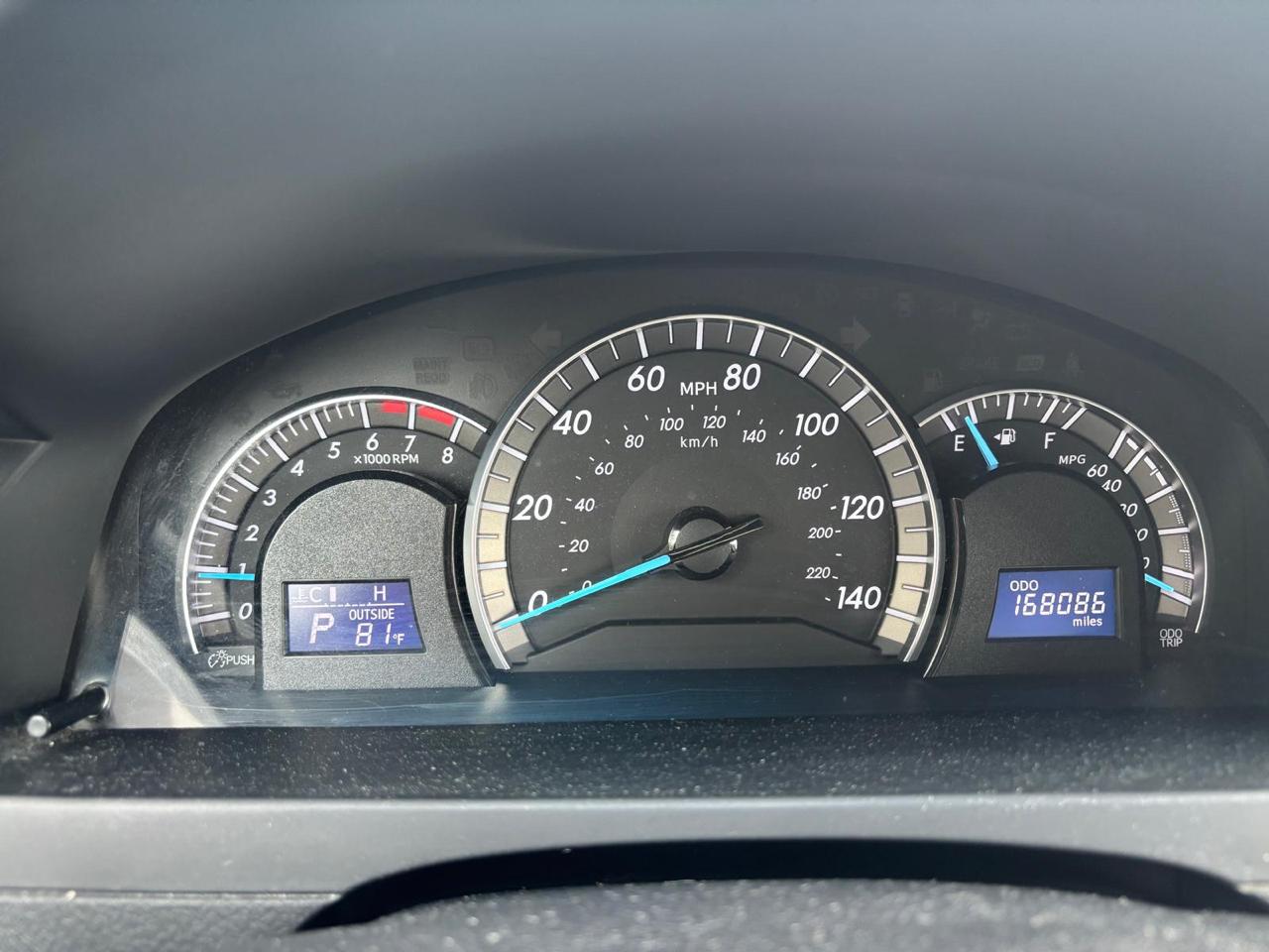 Toyota Camry 4dr Sdn I4 Auto L (Natl) 2012