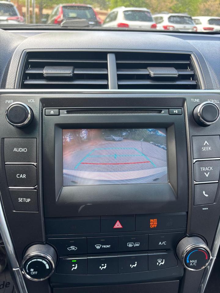 Toyota Camry 4dr Sdn I4 Auto SE w/Special Edition Pkg (Natl) 2016