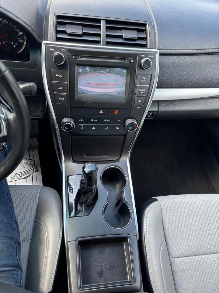 Toyota Camry 4dr Sdn I4 Auto SE w/Special Edition Pkg (Natl) 2016