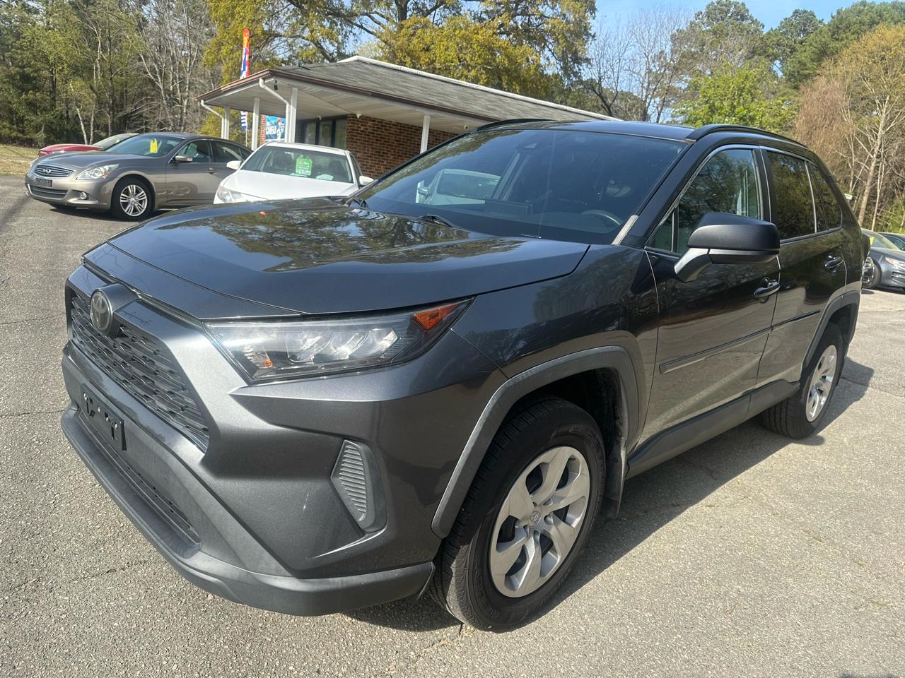 2019 Toyota RAV4 LE FWD (Natl)