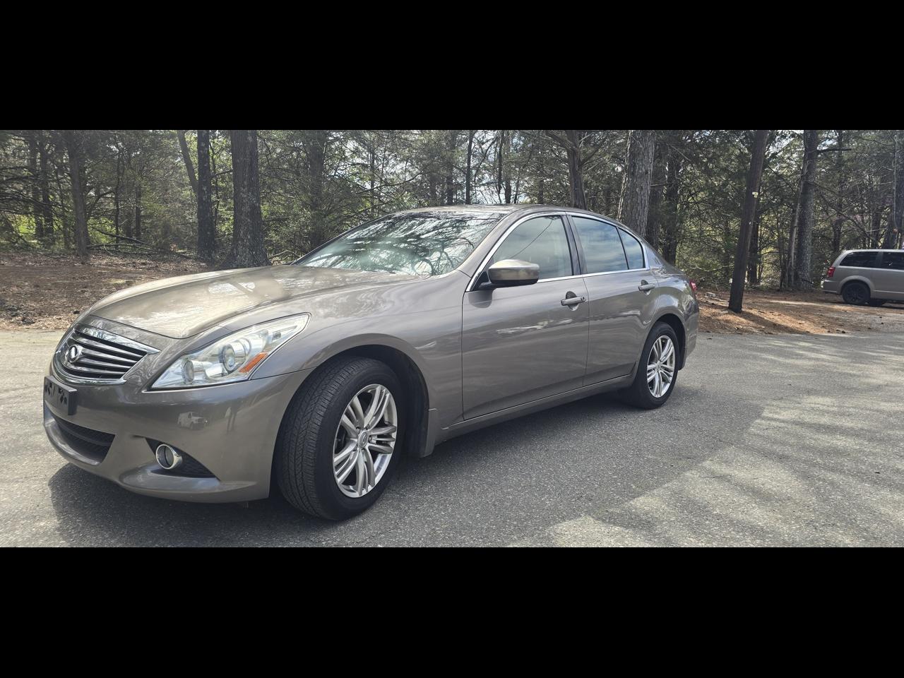 2011 Infiniti G37 Sedan 4dr x AWD