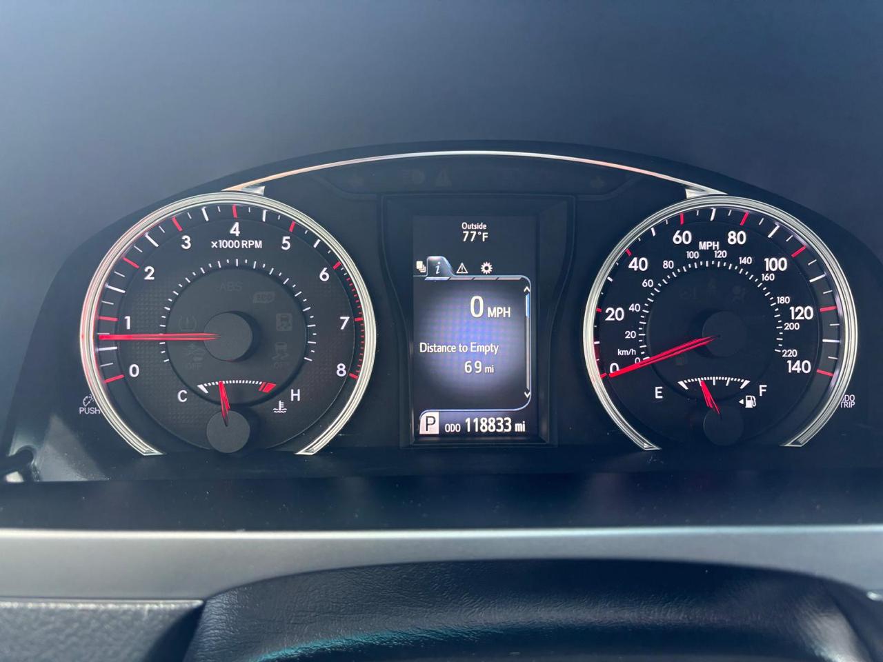 Infiniti G37 Sedan 4dr x AWD 2011