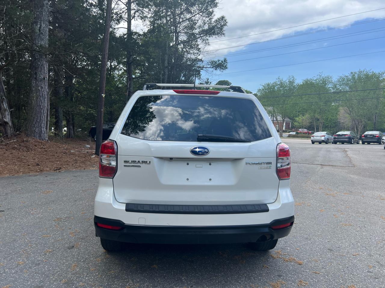 Subaru Forester 4dr CVT 2.5i Premium PZEV 2015