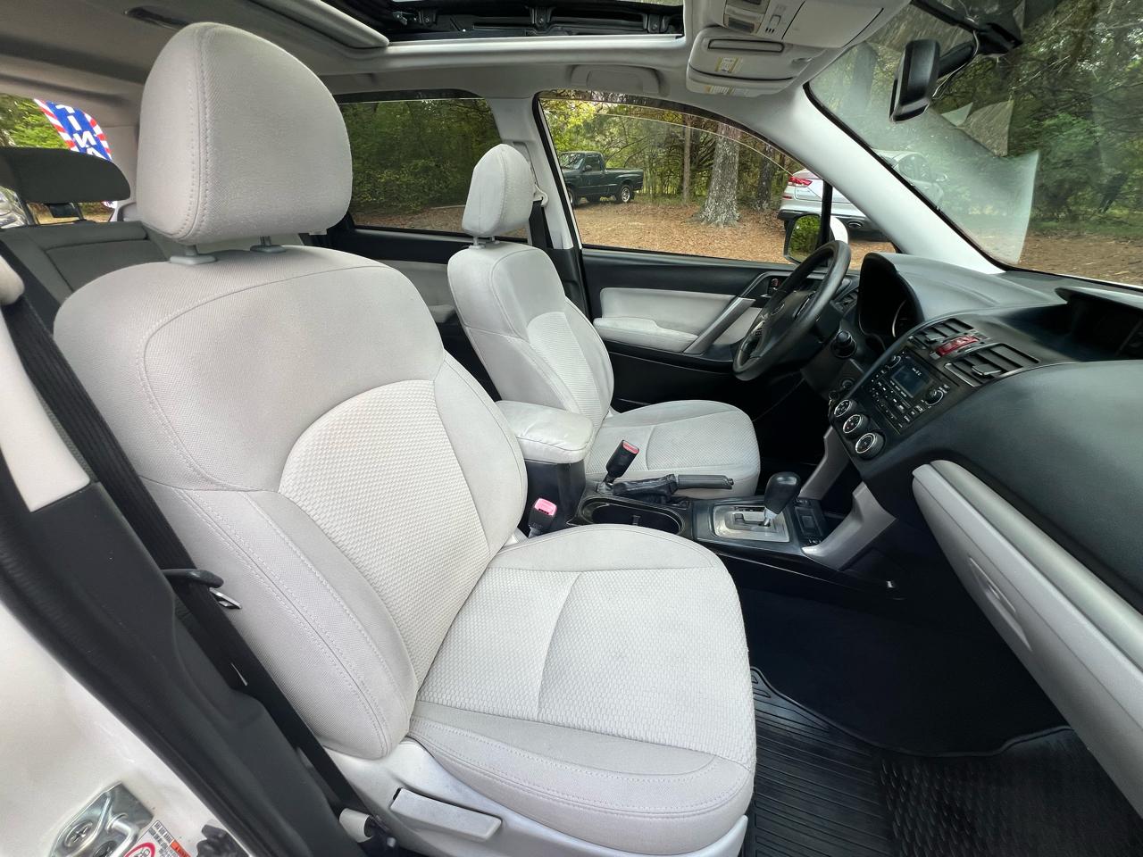 Subaru Forester 4dr CVT 2.5i Premium PZEV 2015