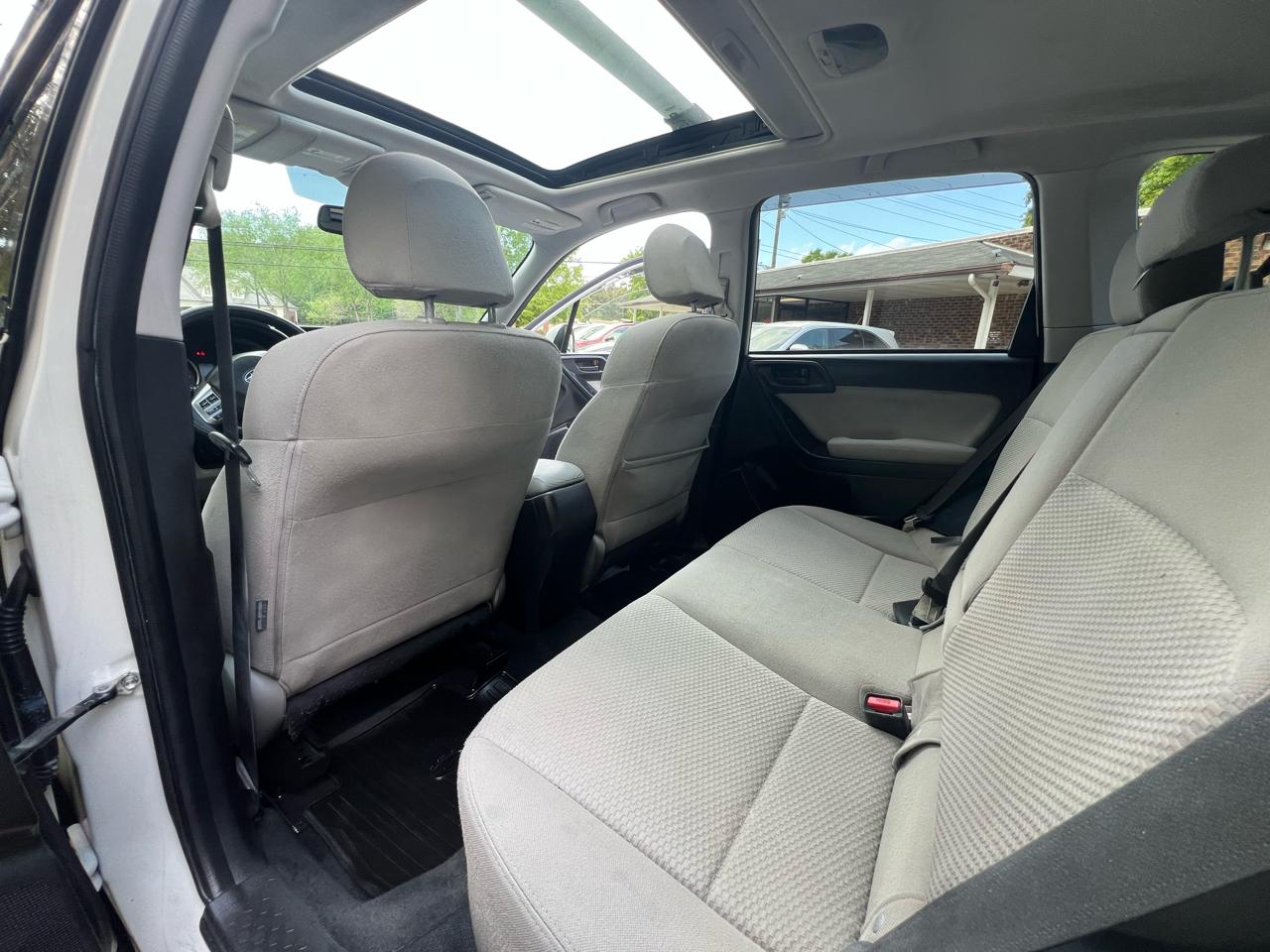 Subaru Forester 4dr CVT 2.5i Premium PZEV 2015