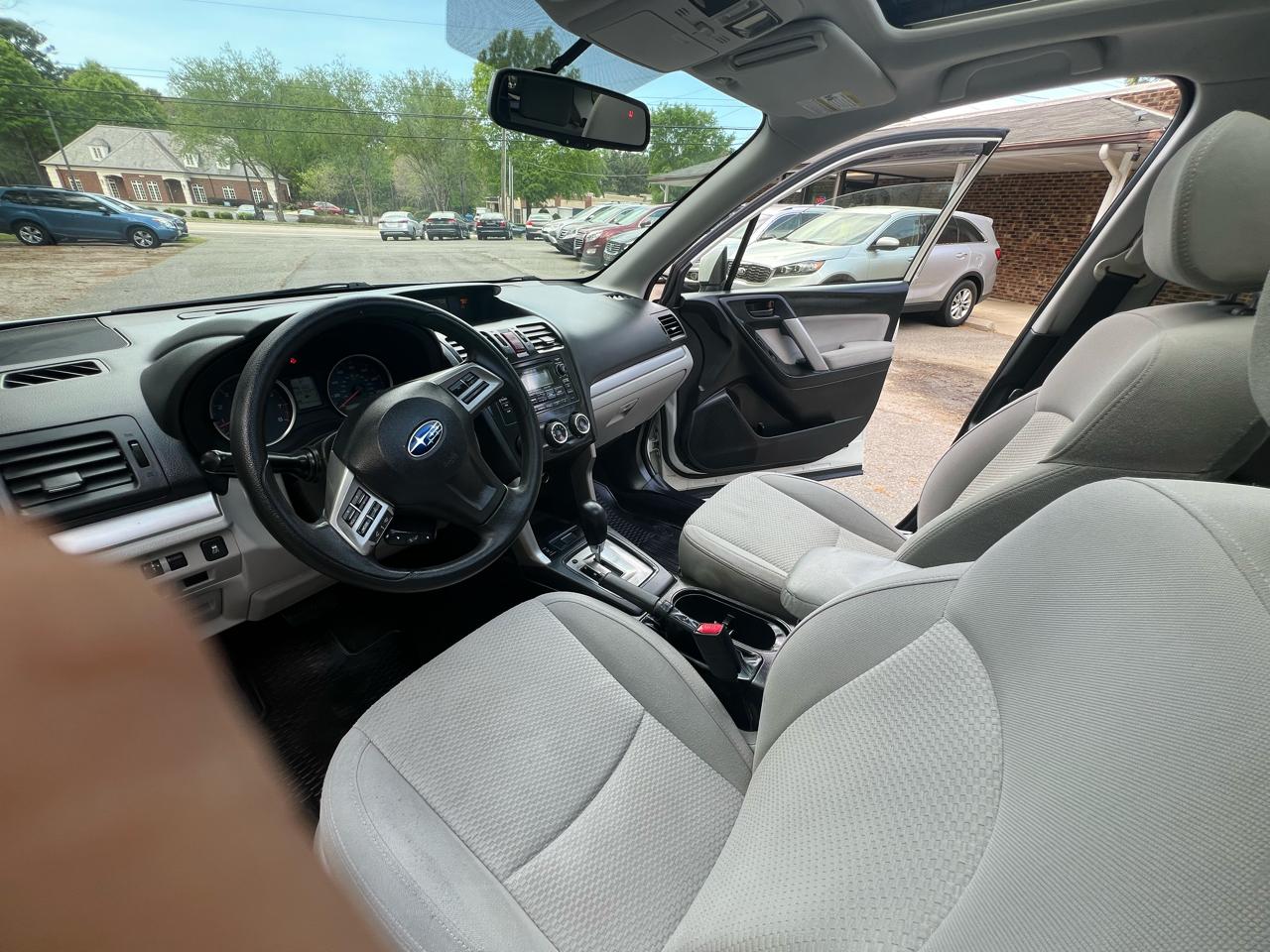 Subaru Forester 4dr CVT 2.5i Premium PZEV 2015