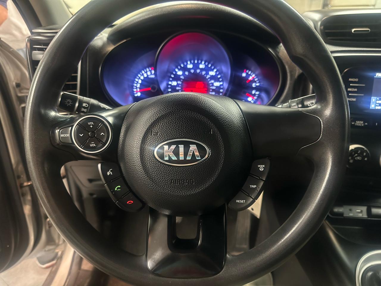 Kia Soul Base Manual 2017