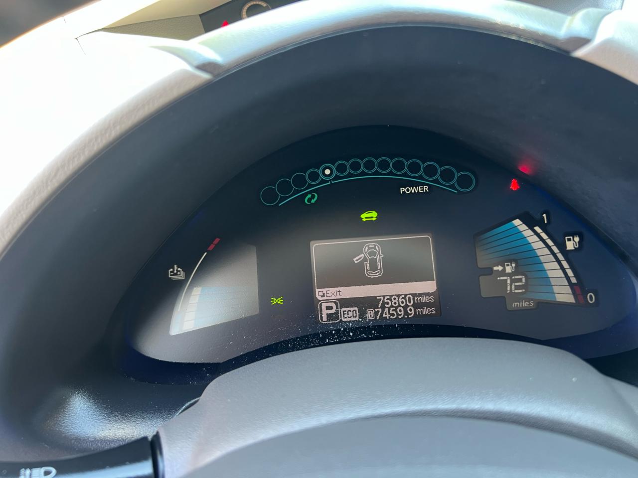 Nissan Leaf 4dr HB SV *Ltd Avail* 2015