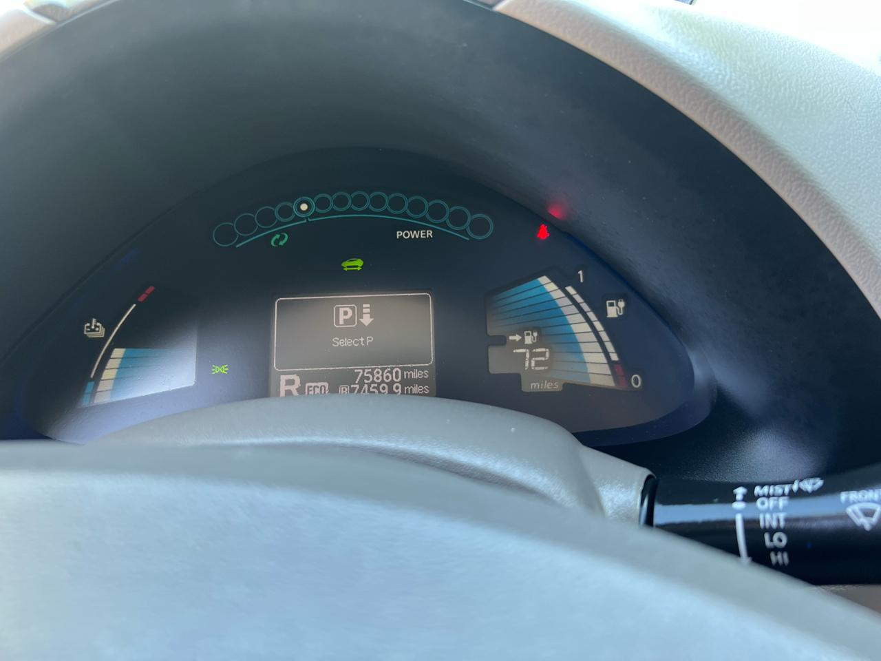 Nissan Leaf 4dr HB SV *Ltd Avail* 2015