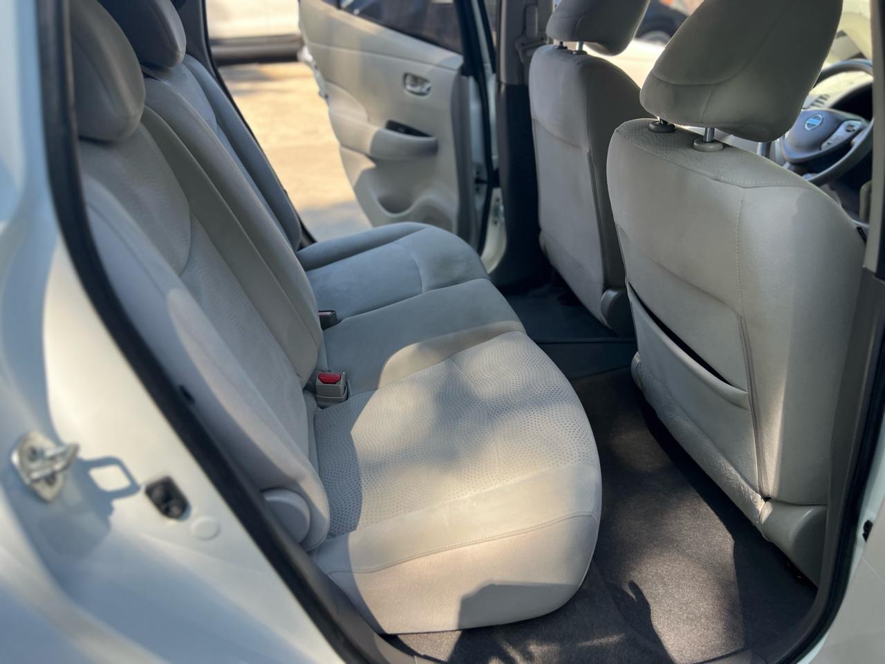 Nissan Leaf 4dr HB SV *Ltd Avail* 2015