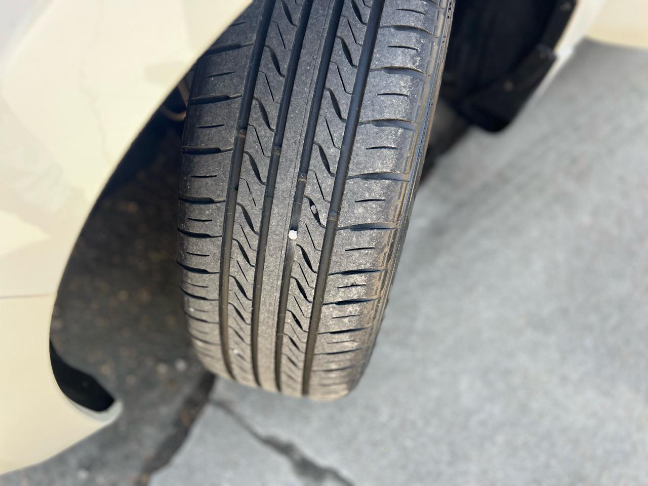 Nissan Leaf 4dr HB SV *Ltd Avail* 2015