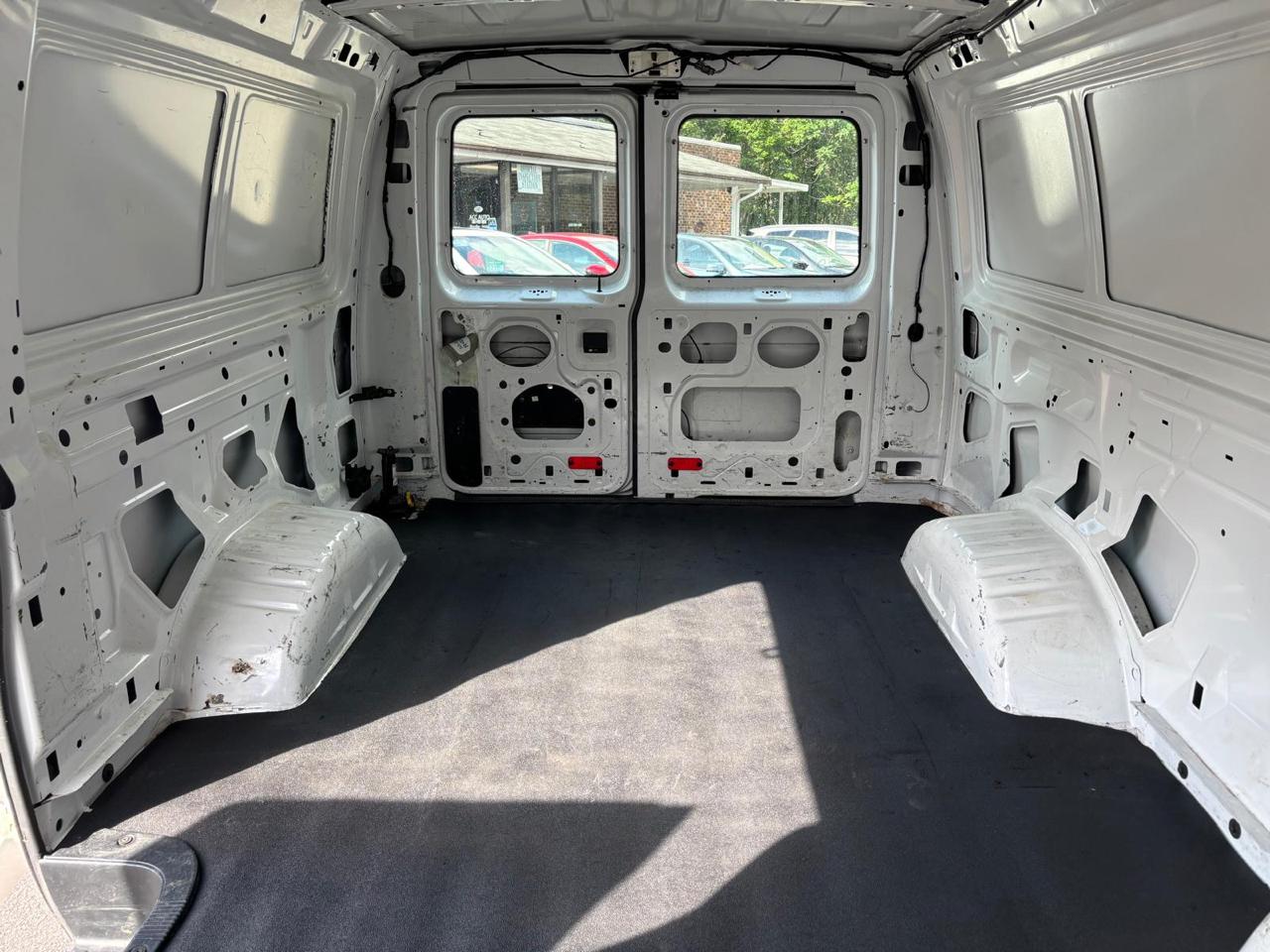 Ford Econoline Cargo Van E-150 Recreational 2011