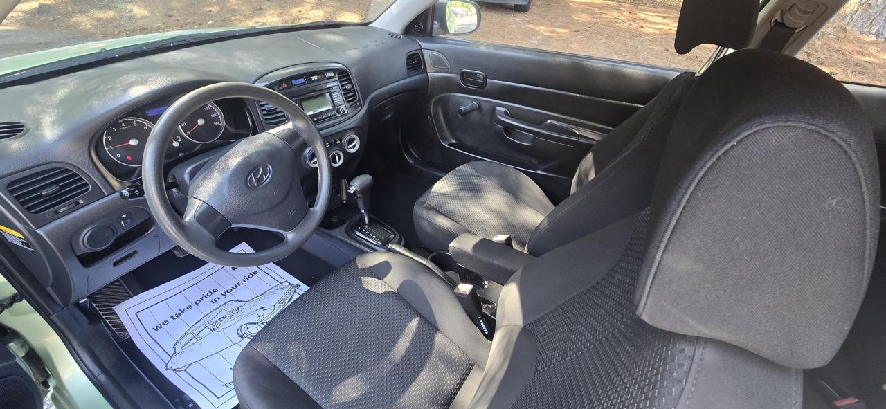 Hyundai Accent GL 3-door 2011