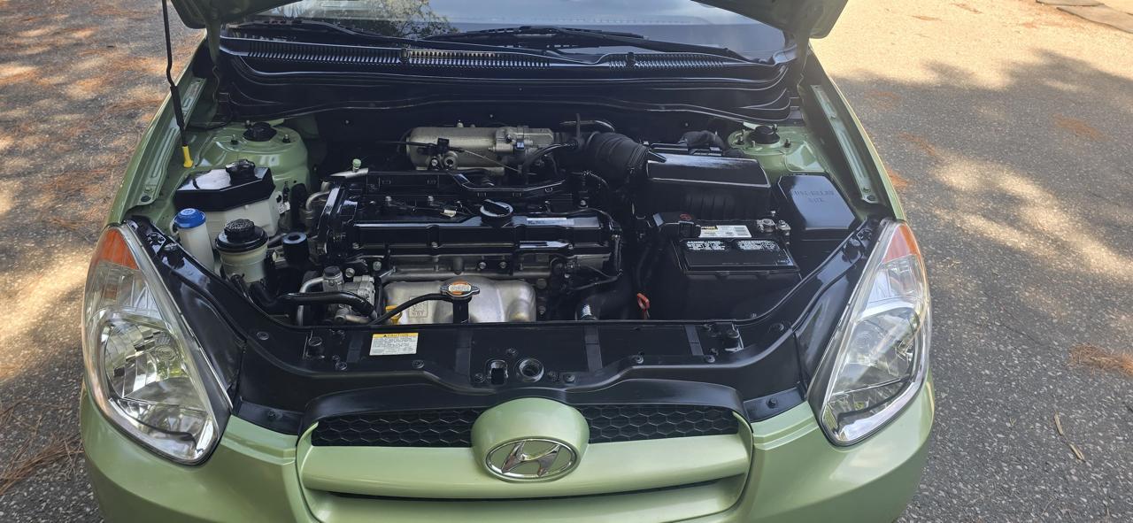 Hyundai Accent GL 3-door 2011