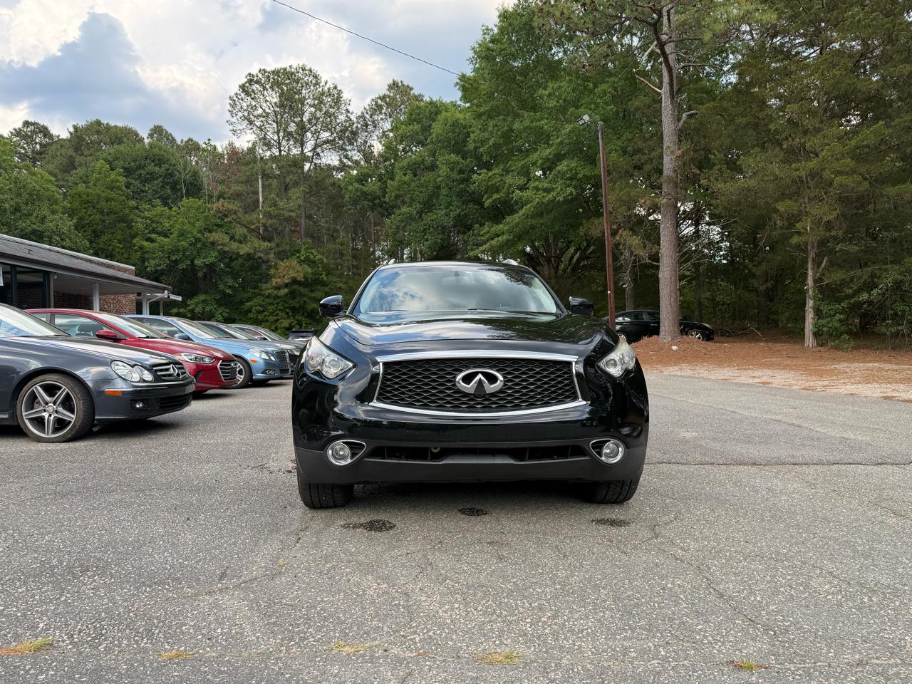 Infiniti QX70 Base 2017