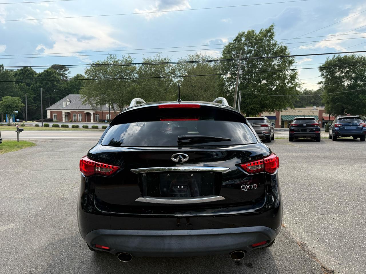 Infiniti QX70 Base 2017
