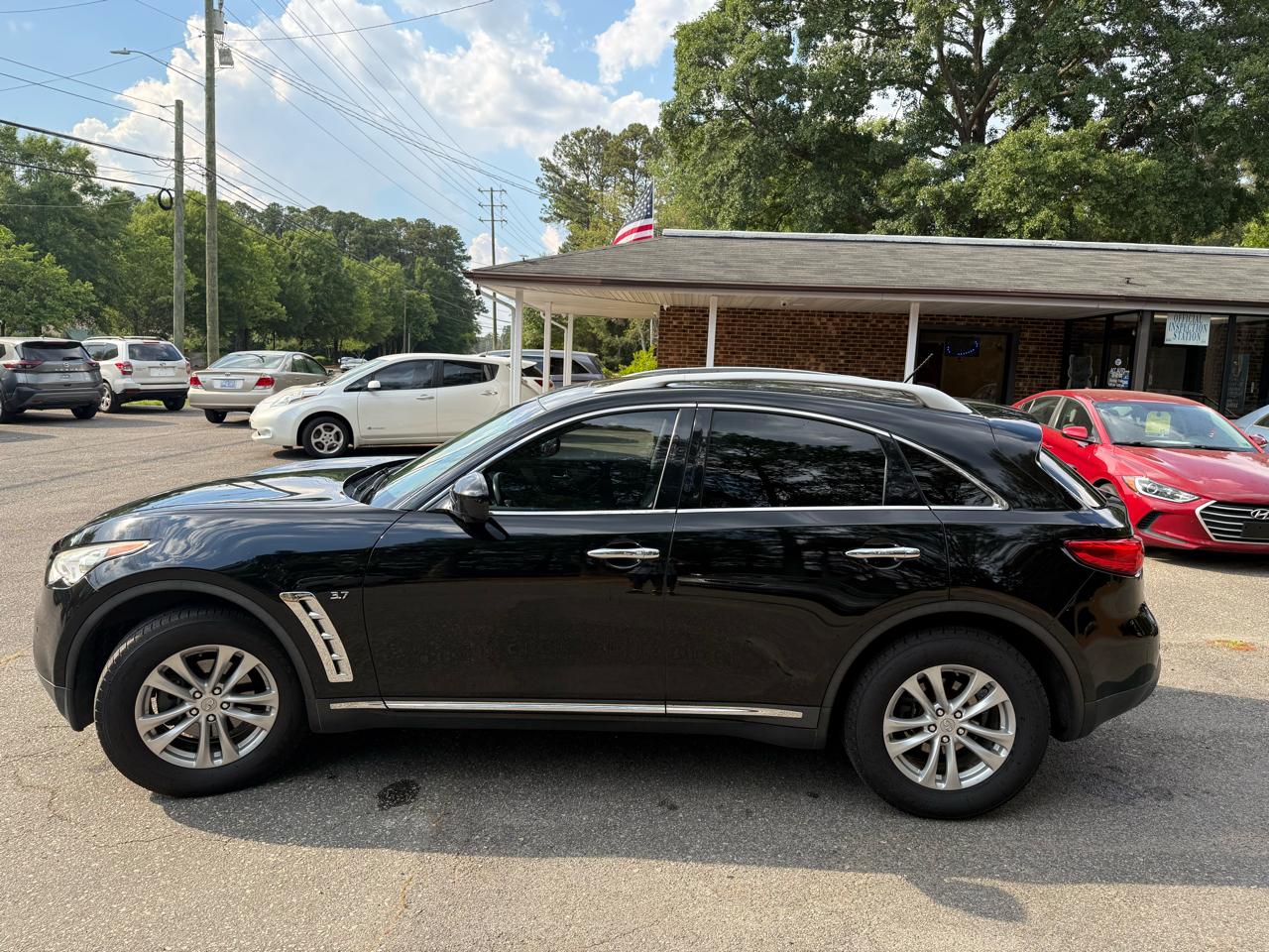 Infiniti QX70 Base 2017
