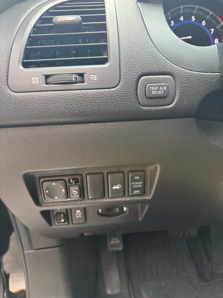 Infiniti QX70 Base 2017