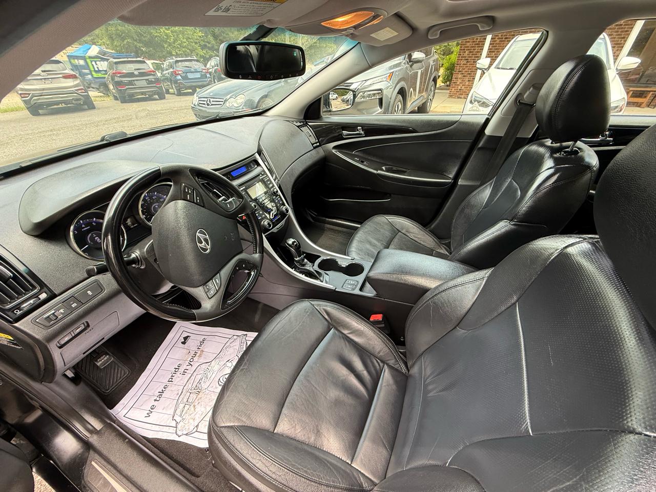 Hyundai Sonata SE Auto 2013