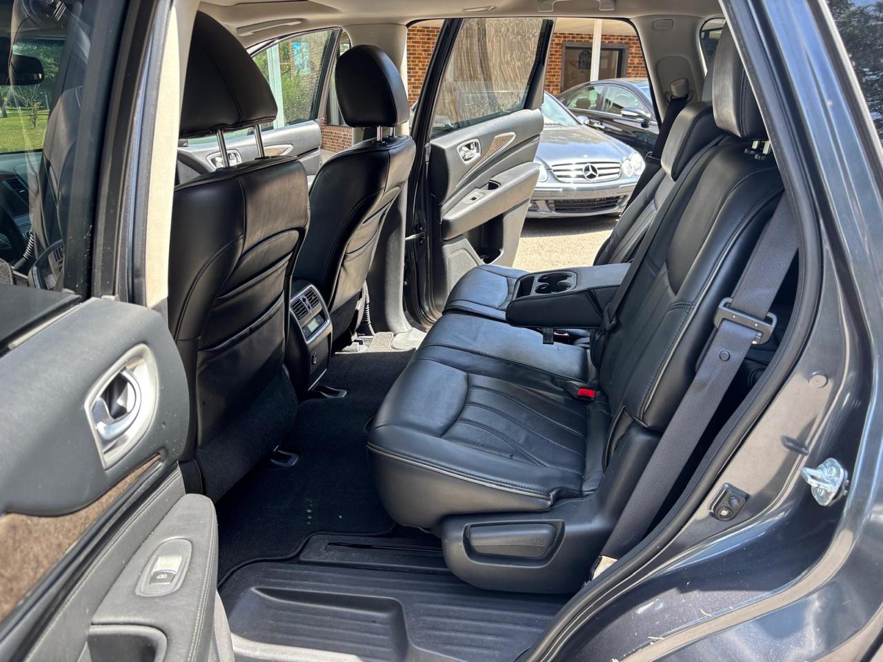 Infiniti QX60 Base AWD 2014