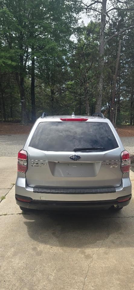 Subaru Forester 2.5i Premium PZEV CVT 2016