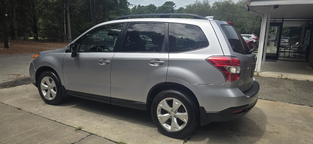 Subaru Forester 2.5i Premium PZEV CVT 2016