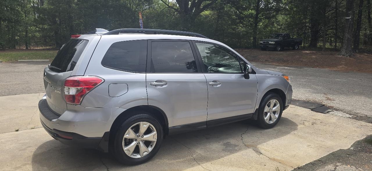 Subaru Forester 2.5i Premium PZEV CVT 2016