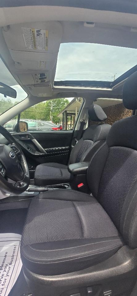 Subaru Forester 2.5i Premium PZEV CVT 2016