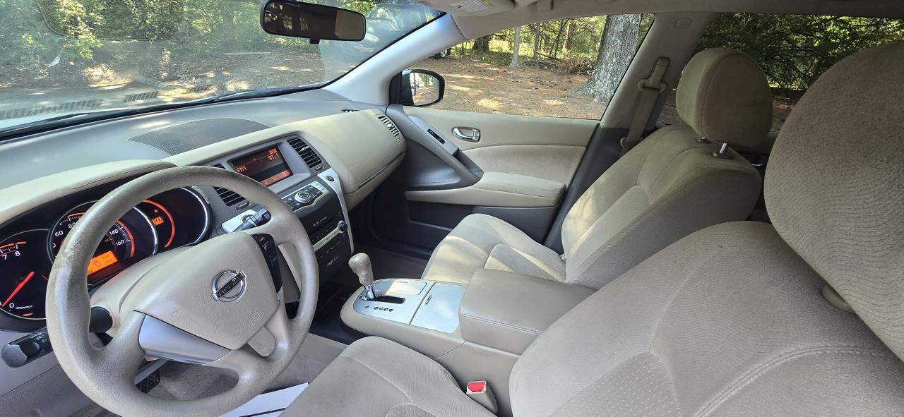 Nissan Murano S AWD 2010