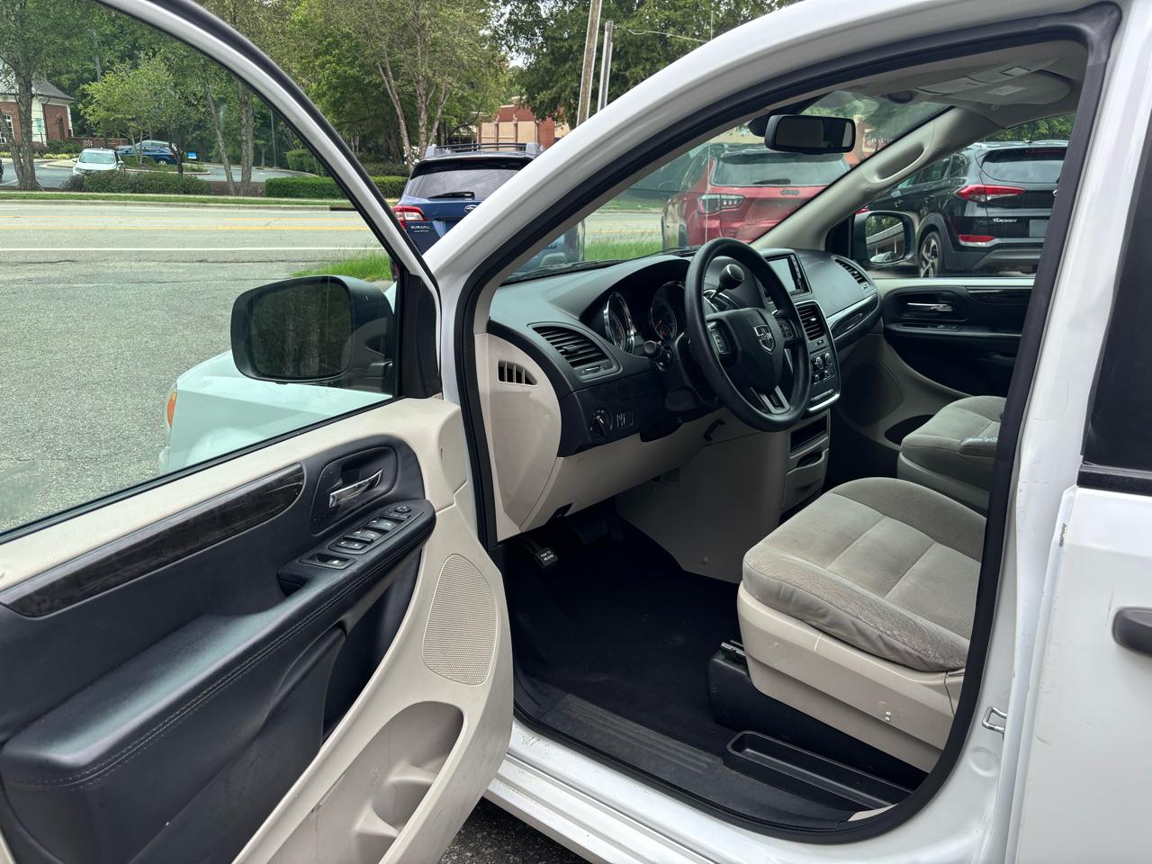 Dodge Grand Caravan SE 2019