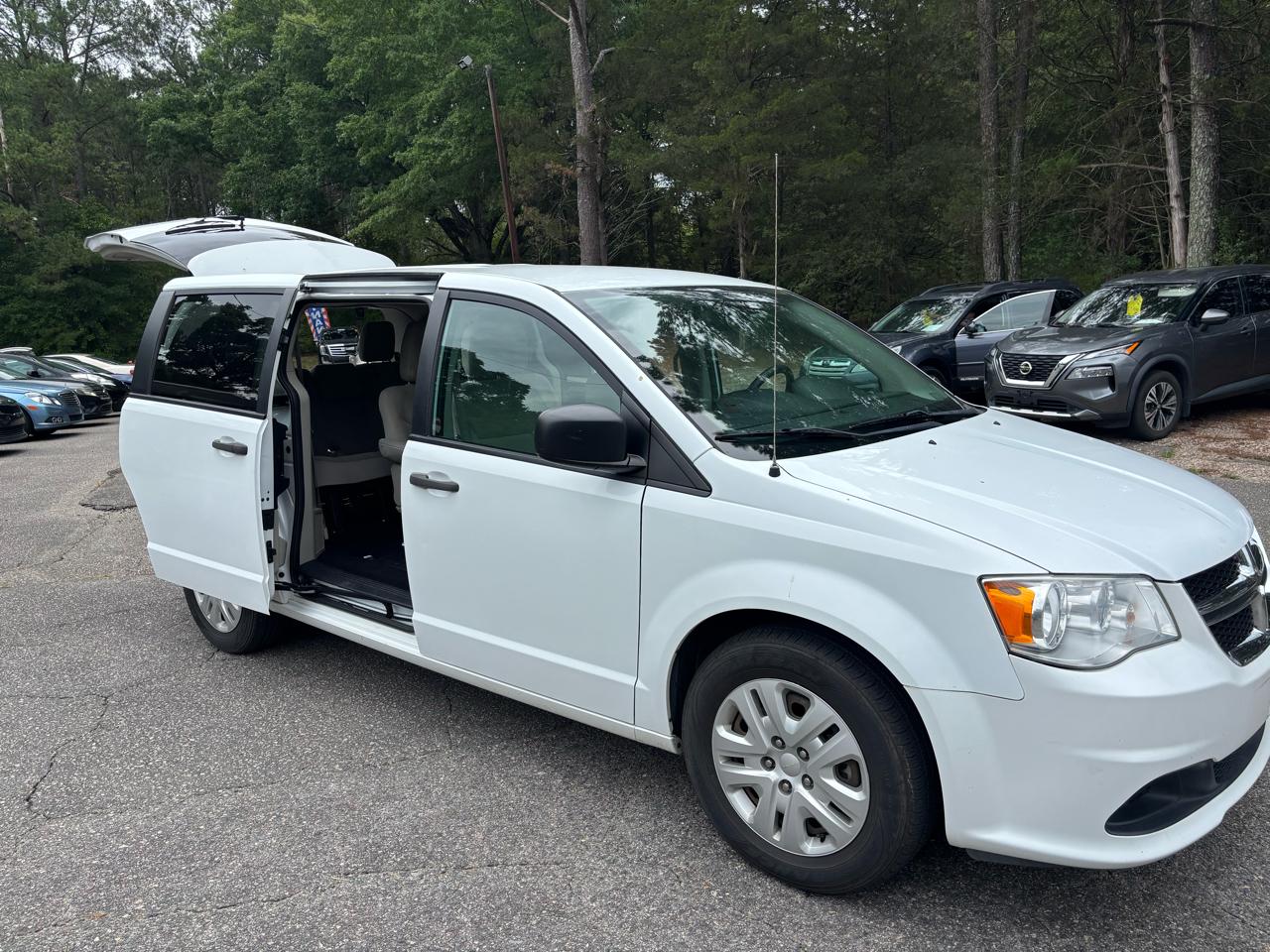Dodge Grand Caravan SE 2019