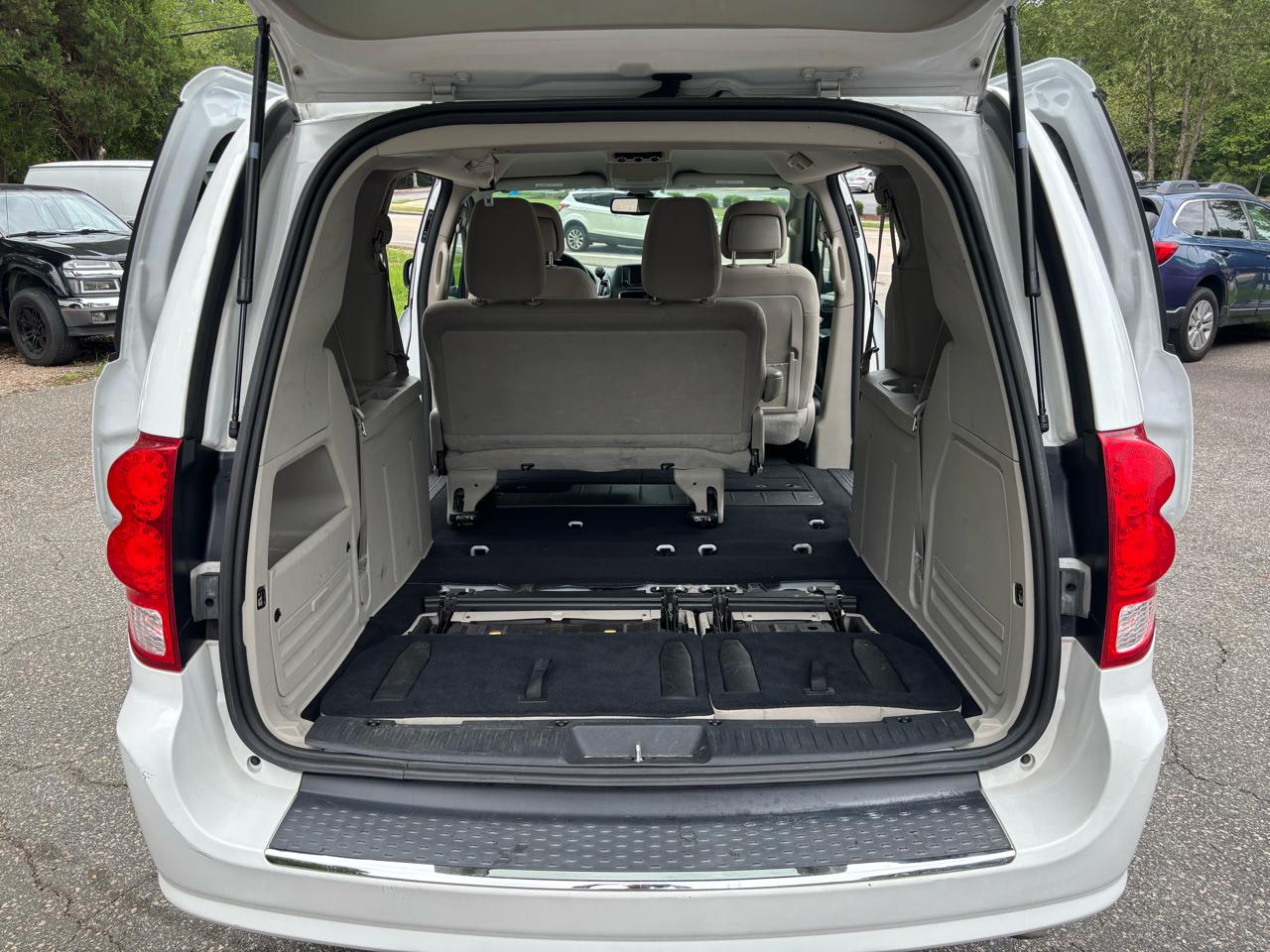 Dodge Grand Caravan SE 2019